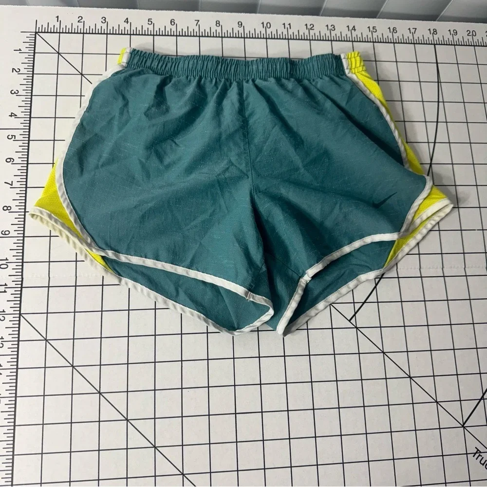 Nike Dri-FIT Kids Teal Neon Yellow Running‎ Tempo Shorts Size Medium M